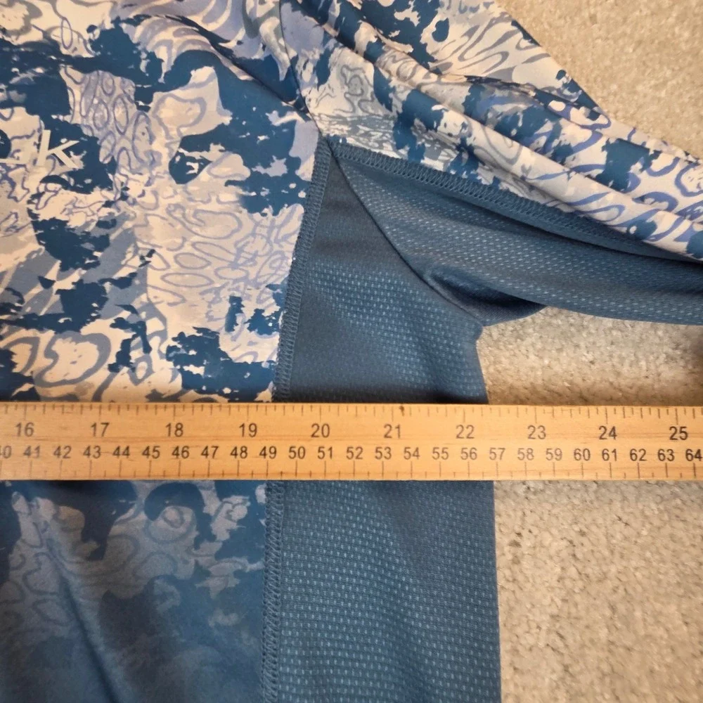Huk Pursuit Fishing Shirt Mens Large Blue Camo Long Sleeve Performance Mesh Tee